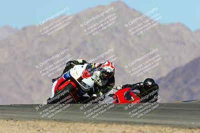 media/Feb-13-2022-SoCal Trackdays (Sun) [[c9210d39ca]]/Turn 9 (1145am)/